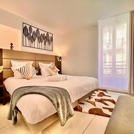 Liberation Center - Private Balcony - 24&7 Reception - Luggage Storage Aparthotel Nice